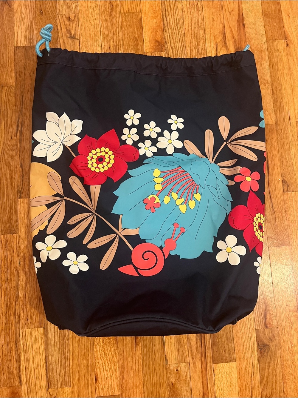 Vera Bradley Black Floral laundry bag
